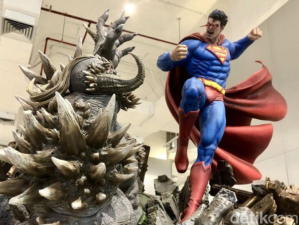 Berkunjung ke Galeri Patung Superhero Terbesar di Asia