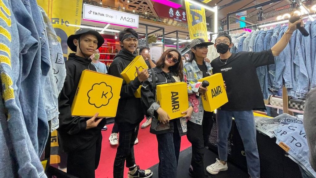 Brand Lokal Unjuk Gigi lewat Konsep Internasional Brand Lokal Unjuk Gigi lewat Konsep Internasional