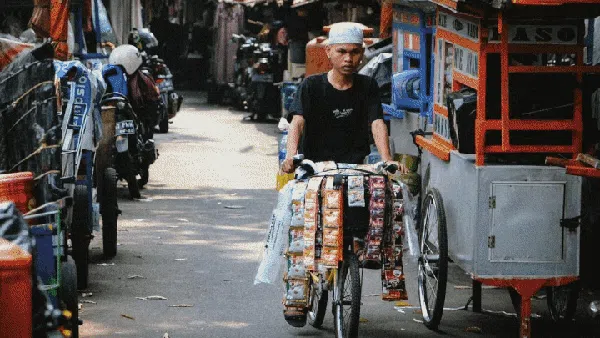 Potret Kampung Starling di Sudut Ibu Kota