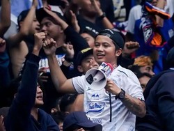 Duka Berlipat di HUT ke-36 Singo Edan, Dirigen Aremania Yonesa Meninggal