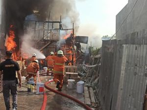 Mes Pekerja di Perumahan Elit Surabaya Terbakar gegara Kompor Lupa Dimatikan