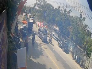 Kecelakaan Beruntun di Bojonegoro: Kronologi hingga Identitas Korban Kecelakaan Beruntun di Bojonegoro: Kronologi hingga Identitas Korban
