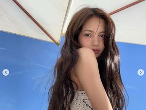 Fantastis! Tarif Instagram Lisa BLACKPINK Rp 8,8 Miliar/Posting Fantastis! Tarif Instagram Lisa BLACKPINK Rp 8,8 Miliar/Posting