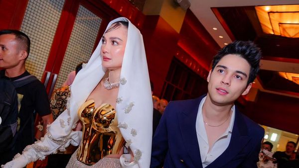 5 Potret Luna Maya dan Maxime Bouttier Mulai Go Public, Gandengan Tangan