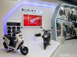 Adu Spek Motor Listrik Honda vs Motor Listrik Subsidi di Bawah Rp 10 Juta