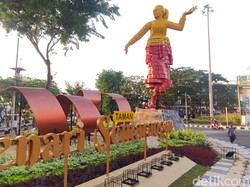 Patung Penari Semarangan di Taman Kaliwiru Akan Bergerak 2 Jam Sekali