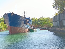 Polisi Gagalkan Penyelundupan Kapal Ilegal di Sorong, Nakhoda Ditangkap