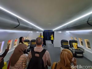 Ada Pesawat di Mall Kota Kasablanka, Naiknya Gratis