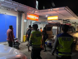 Turis Prancis Jadi Korban Baru Pantai Kelingking, Evakuasinya Dramatis