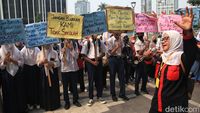 Protes Sistem PPDB dan Zonasi, Siswa dan Wali Murid Demo Kemendikbud