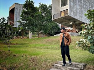 Dari Pekerja Sosial, Ia Naik Kelas Jadi Influencer Medsos