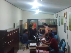 Suami di Mojokerto Sayat Leher Istri yang Menolak Diajak Rujuk