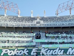 Penjualan Tiket Landai, Laga Persebaya Vs Persita Terancam Sepi