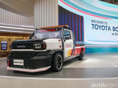 Mobil Pikap Lain Wajib Waspada! Toyota Rangga Concept Tampil Gagah di GIIAS 2023