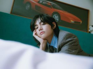 V BTS Rilis Single FRI(END)S 15 Maret tentang Cinta Jenaka