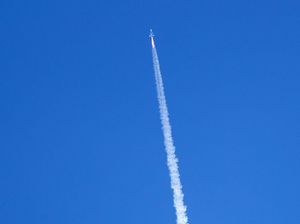 Virgin Galactic Berhasil Bawa Turis Pertama ke Luar Angkasa! Virgin Galactic Berhasil Bawa Turis Pertama ke Luar Angkasa!