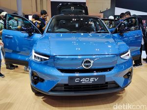 Fokus ke Elektrifikasi, Volvo Kenalkan C40 Pure Electric Fokus ke Elektrifikasi, Volvo Kenalkan C40 Pure Electric