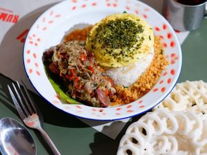 Nyaman! Ini 5 Warteg Next Level di Jakarta, Seporsi Rp 15 Ribu