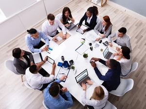 Apa Itu Technical Meeting? Ini Arti Hingga Tips Menyelenggarakannya Apa Itu Technical Meeting? Ini Arti Hingga Tips Menyelenggarakannya