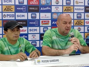 3 Pemain Persib Kena Sanksi PSSI, Bojan Hodak: Ini Lucu! 3 Pemain Persib Kena Sanksi PSSI, Bojan Hodak: Ini Lucu!