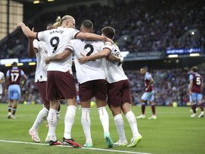 Rekap Hasil Liga Inggris: City-Arsenal Menang, Chelsea Vs Liverpool Seri Rekap Hasil Liga Inggris: City-Arsenal Menang, Chelsea Vs Liverpool Seri