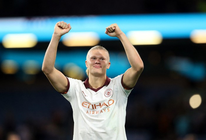 Erling Haaland Soccer Football - Premier League - Burnley v Manchester City - Turf Moor, Burnley, Britain - August 11, 2023 Manchester City's Erling Braut Haaland celebrates after the match REUTERS/Scott Heppell EDITORIAL USE ONLY. No use with unauthorized audio, video, data, fixture lists, club/league logos or 'live' services. Online in-match use limited to 75 images, no video emulation. No use in betting, games or single club /league/player publications. Please contact your account representative for further details.