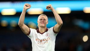 Striker si Paling Offside... Haaland Cuma Sekali