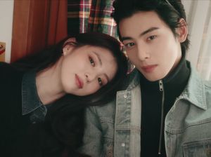 8 Foto Han So Hee dan Cha Eun Woo Jadi Couple Kampus, Bikin Fans Ambyar