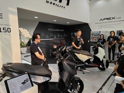ION Mobility Kenalkan Baju Baru Motor Listrik M1-S
