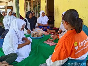 Cerita Sukses Ibu Rumah Tangga di Banyuwangi Topang Ekonomi Keluarga Cerita Sukses Ibu Rumah Tangga di Banyuwangi Topang Ekonomi Keluarga