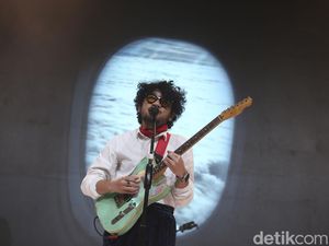 Hiduplah Sebelum Mati, Lagu Religi Kunto Aji Hiduplah Sebelum Mati, Lagu Religi Kunto Aji