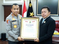 Responsif dan Inovatif Layani Aduan, Propam Polri Raih Presisi Award