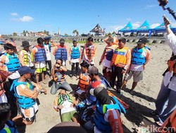 Nelayan Pangandaran Latihan Mitigasi Bencana, Penyelamatan Kondisi Darurat