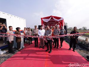 Palang Pintu Kereta Api Dibangun di Cerme Gresik Cegah Kecelakaan