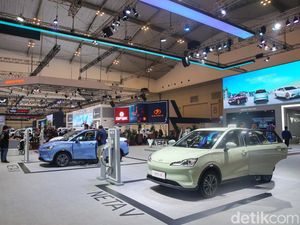 Pertanyaan Ahok: Mobil Listrik Green, tapi PLTU Batu Bara?