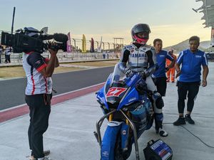 Sepi Penonton, Tiket ARRC Mandalika 2023 Didiskon 50 Persen Sepi Penonton, Tiket ARRC Mandalika 2023 Didiskon 50 Persen
