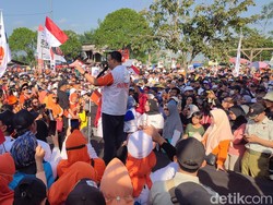 Olahraga di Salatiga, Anies Jelaskan Beda Jalan Sehat dengan Jalan Santai