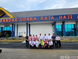 Pak Jokowi, Tanjung Balai Karimun Butuh Optimalisasi Bandara Pak Jokowi, Tanjung Balai Karimun Butuh Optimalisasi Bandara