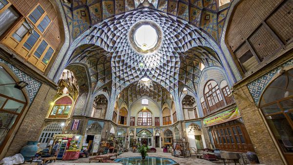 Potret Pasar Tua di Kashan Iran yang Beroperasi Sejak Abad 13