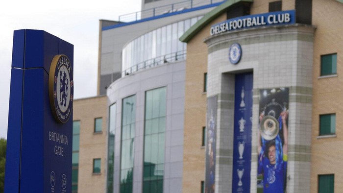 A view of the Stamford Bridge stadium prior the start of the English Premier League soccer match between Chelsea and Wolverhampton, in London, Saturday, May 7, 2022. Chelsea is being sold to a consortium fronted by American sports investor Todd Boehly, ending 19 years of ownership and lavish investment by Roman Abramovich until the Russian oligarch was sanctioned and forced to offload the Premier League club. The sale price of 2.5 billion pounds ($3.1 billion) is the most lucrative-ever for a sports team. (AP Photo/Frank Augstein)