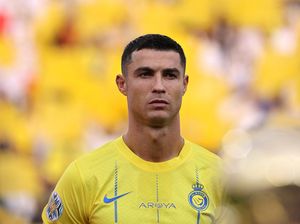 Cristiano Ronaldo dan Gestur-gestur Tidak Senonoh