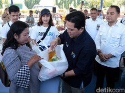 BUMN Gelar Pasar Murah di Surabaya Antisipasi Dampak El Nino