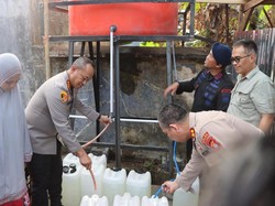 Kapolrestabes Makassar Pimpin Baksos Pengabdian 28 Tahun Akpol 95 di Tallo