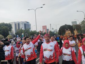 Pendukung Ganjar Ramaikan CFD Bekasi, Pawai Marching Band hingga Barongsai Pendukung Ganjar Ramaikan CFD Bekasi, Pawai Marching Band hingga Barongsai