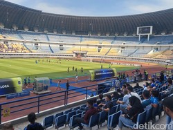 HT: Gol Levy Madinda Bikin Persib Unggul 1-0 dari Barito