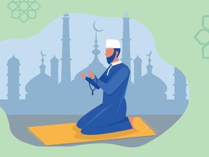 Membaca Istighfar 100 Kali, Ini Dalil, Keutamaan, serta Variasi Bacaannya Membaca Istighfar 100 Kali, Ini Dalil, Keutamaan, serta Variasi Bacaannya