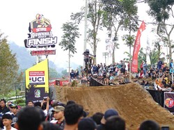 Banyuwangi Ijen Geopark Downhill Tuntas, Pembalap Tertantang Trek Gantasan