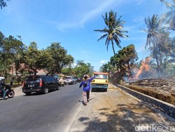 Gudang Pengolahan Kayu di Leces Probolinggo Terbakar