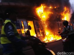 TransJakarta Tunggu Hasil Investigasi Penyebab Halte Tendean Terbakar