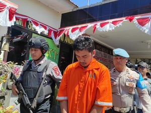 Penyesalan Driver Ojol Pungut HP Perawat Berujung Ancaman 5 Tahun Bui Penyesalan Driver Ojol Pungut HP Perawat Berujung Ancaman 5 Tahun Bui